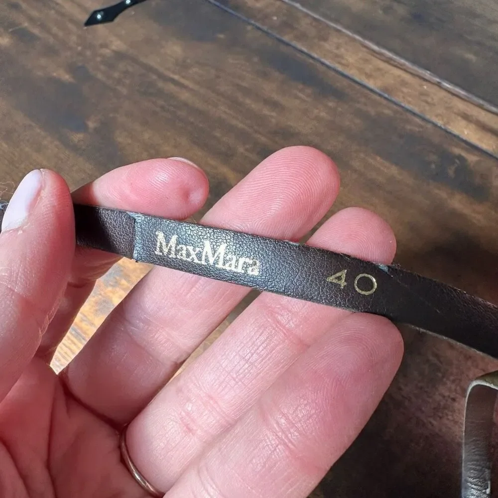 MaxMara Thin‎ Olive Green Leather Belt Size 40